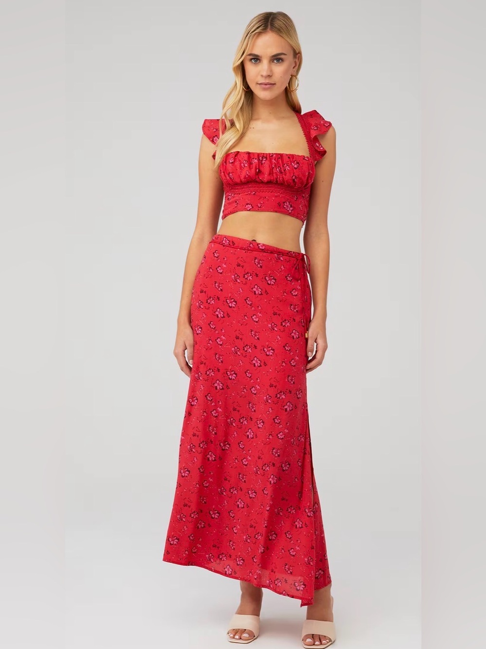 Free people Bijou set in Cherry